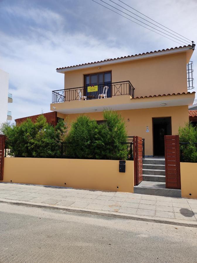 Villa Rina Paphos Luaran gambar