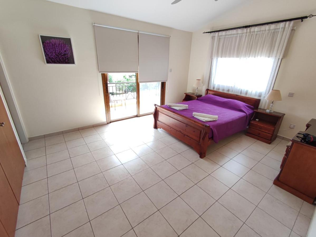 Villa Rina Paphos Luaran gambar
